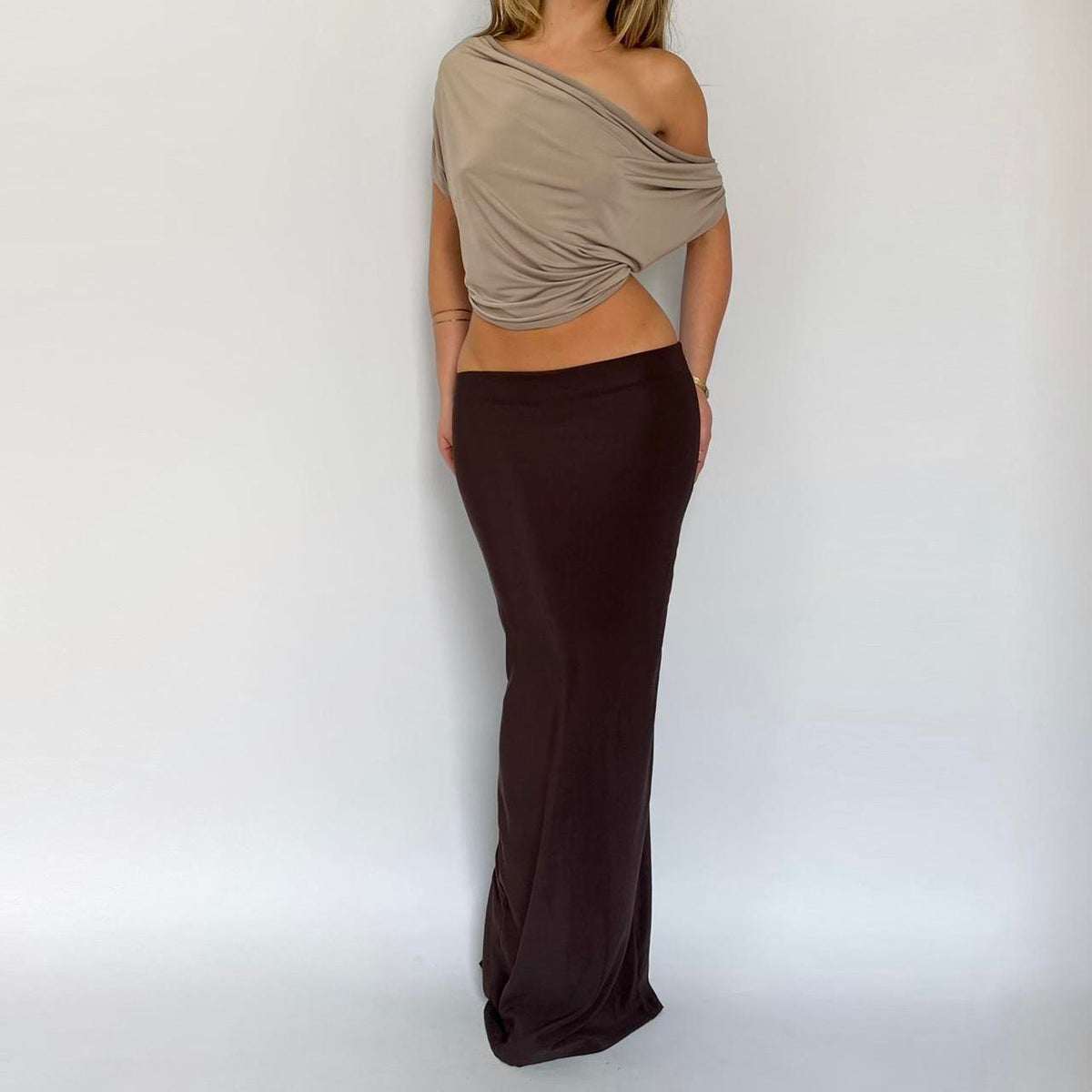 00s Taupe Plunge Halter Top