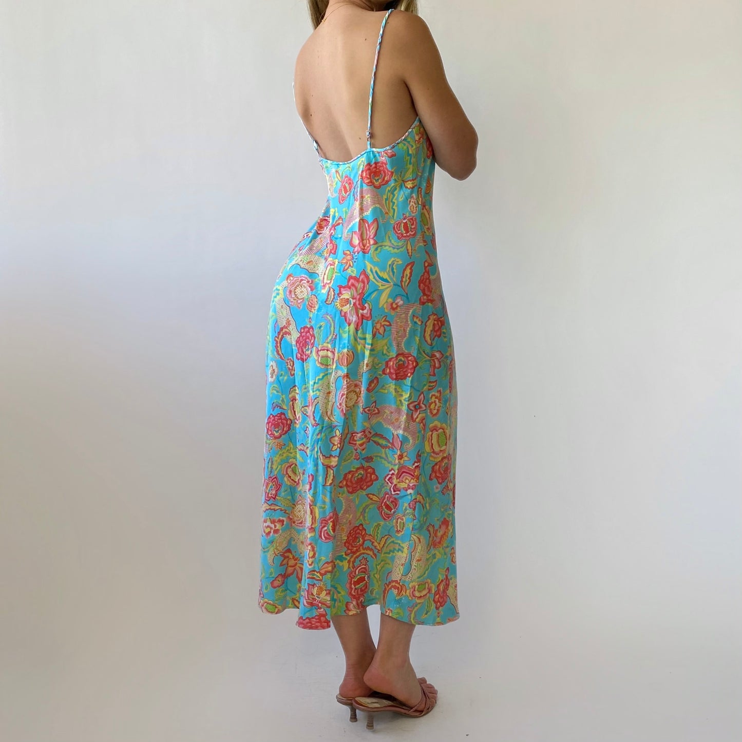 00s Natori Floral Slip