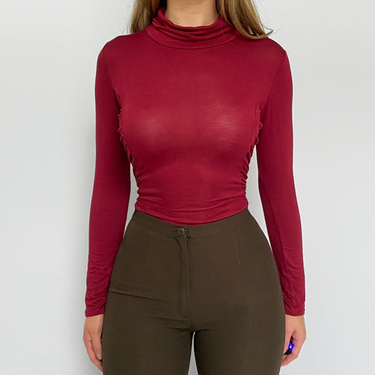 00s Burgundy Turtleneck