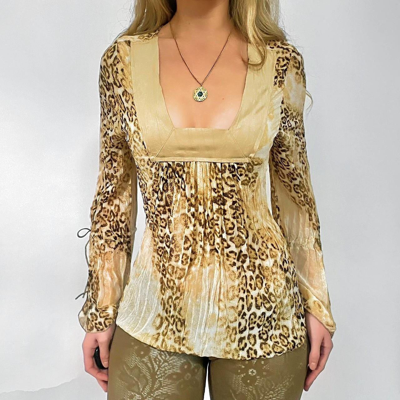 00s Cheetah Slit Bell Sleeve
