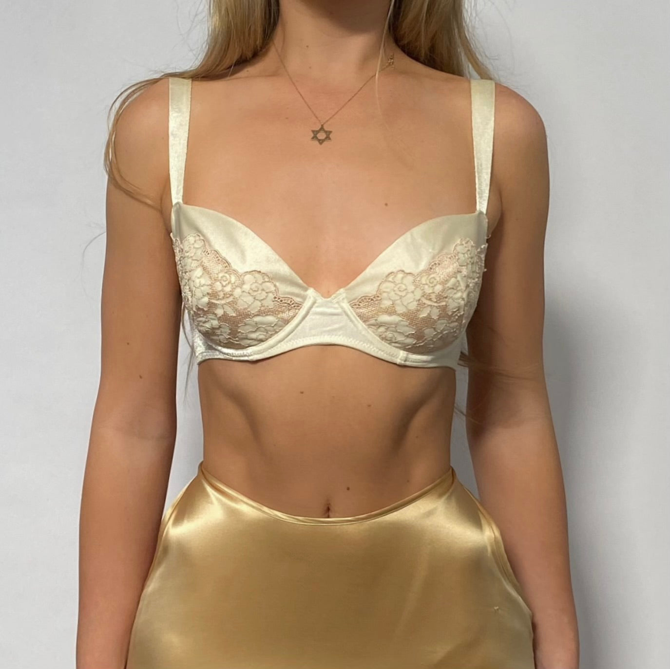 90s Natori Ivory Bra