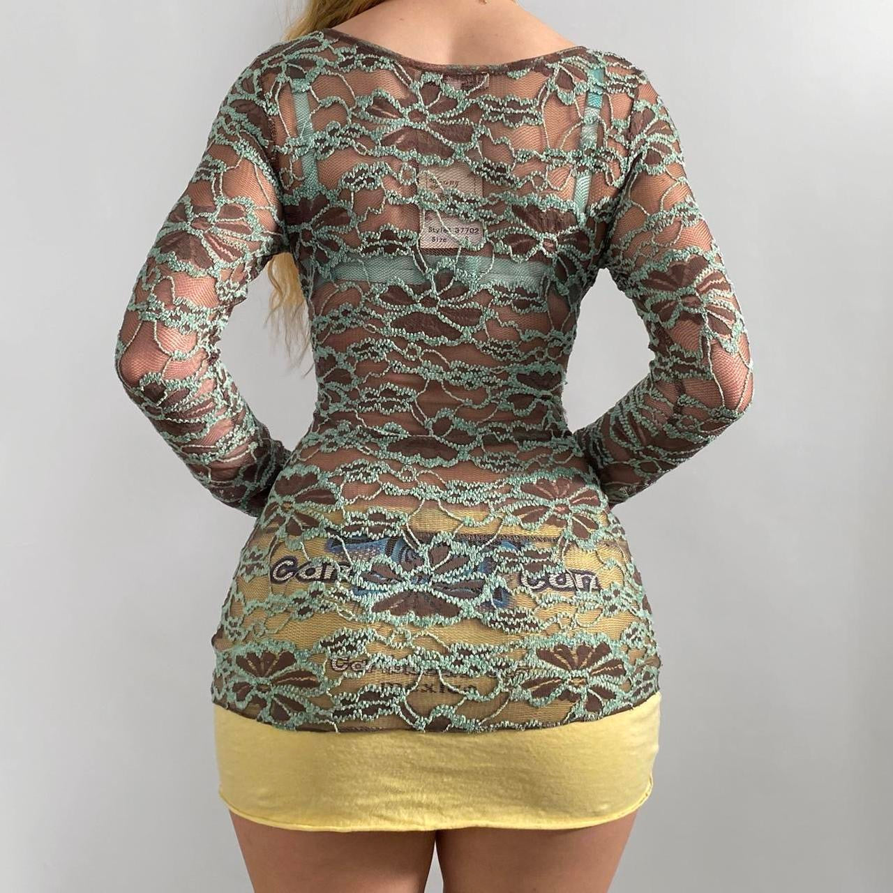 00s Floral Lace Top